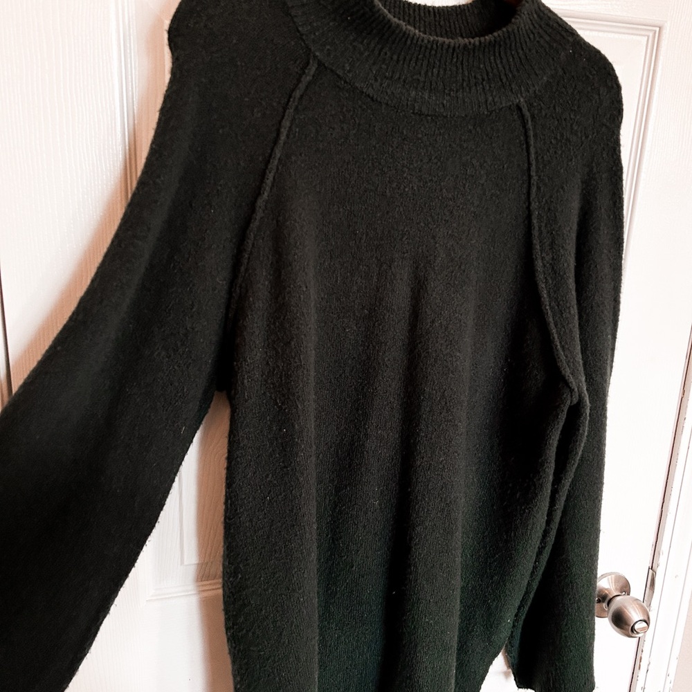 Women's Forest Green Sweater